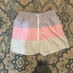Chubbies sunset weekend shorts small